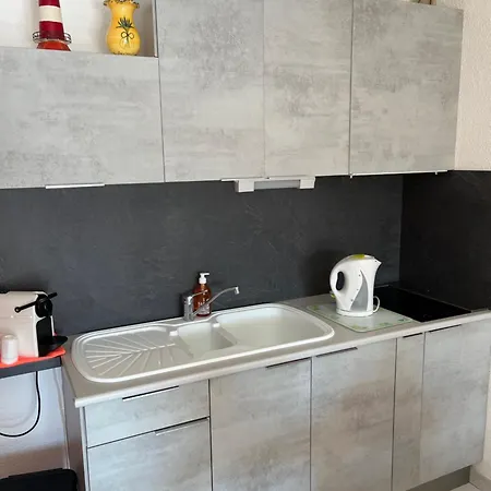 Wi Fi,vue Marina ,parking ,plage A Pied Sète