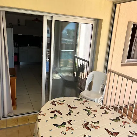 Wi Fi,vue Marina ,parking ,plage A Pied *